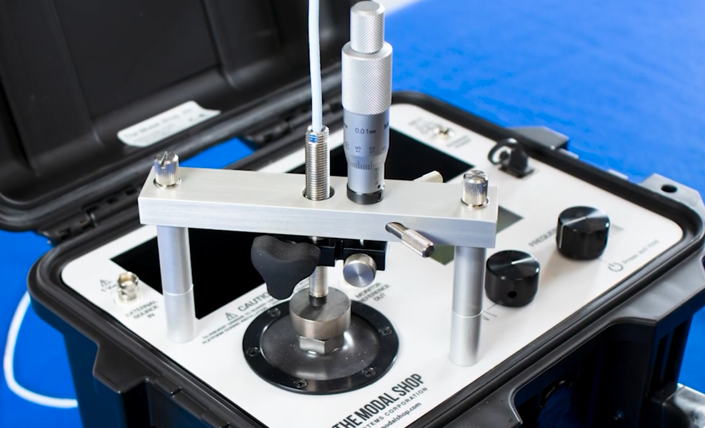 9100D Portable Shaker Table Vibration Field Tester