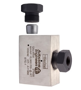 QS Series Elbow (MP)1/4 15K QS250